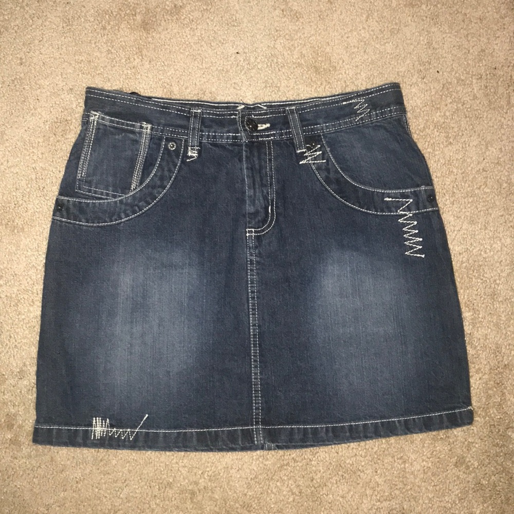 Mini skirt!!! Brand new but without tags